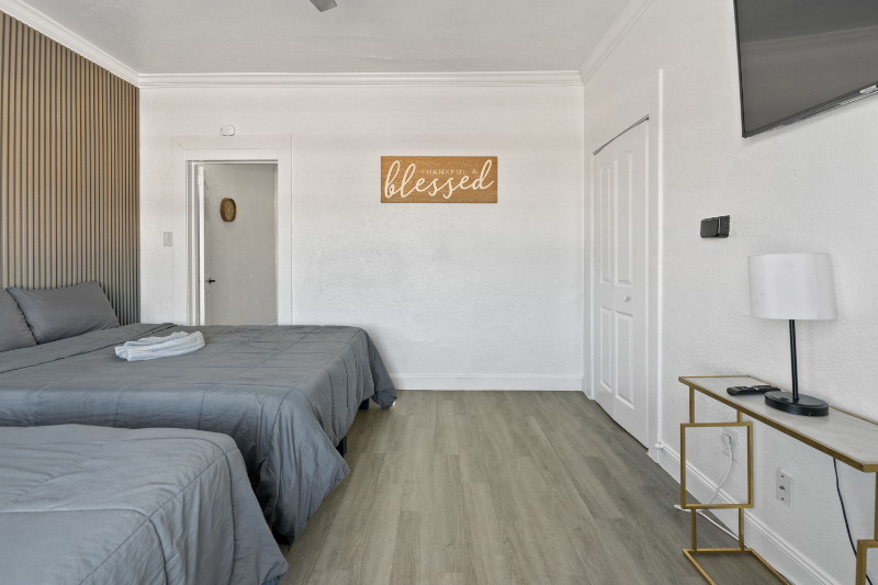 4201 W North A St - Photo 3 of 10