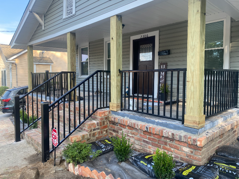 2306 Pendleton St - Photo 3 of 5