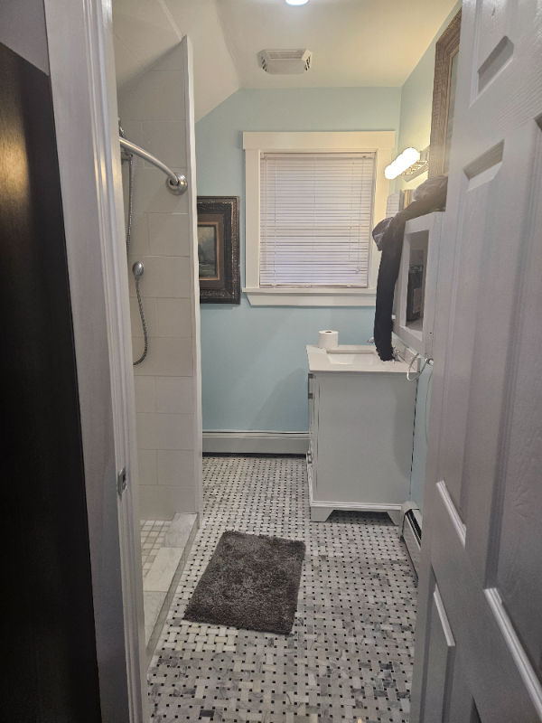 112 Dexter St #3rd - Photo 3 of 7