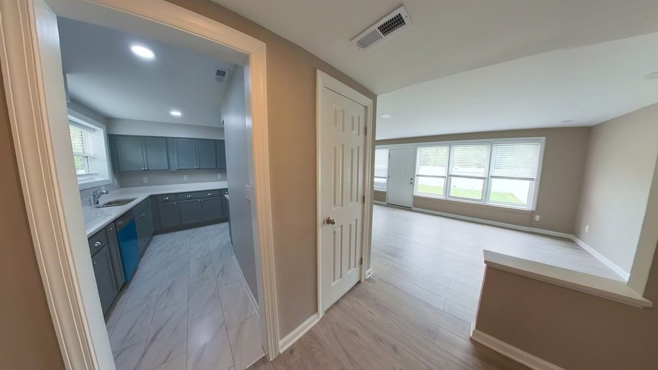 2050 Nike Drive, Unit 5 - Photo 3 of 29