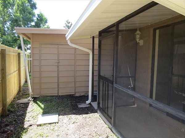 2001 Helm Ln - Photo 2 of 20