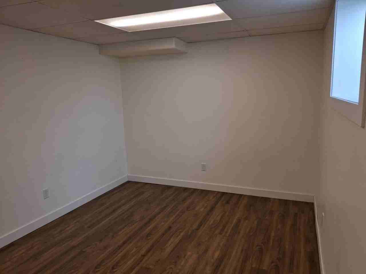 4428 Vandergrift Cres Nw - Photo 2 of 10