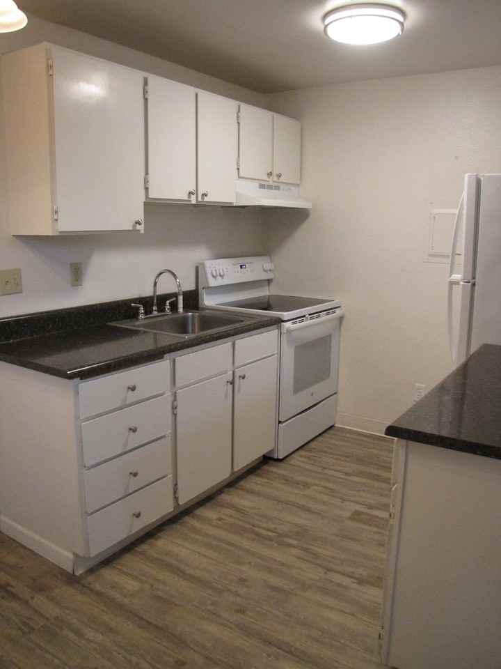 Cedar Tree Apartments - Photo 2 of 11