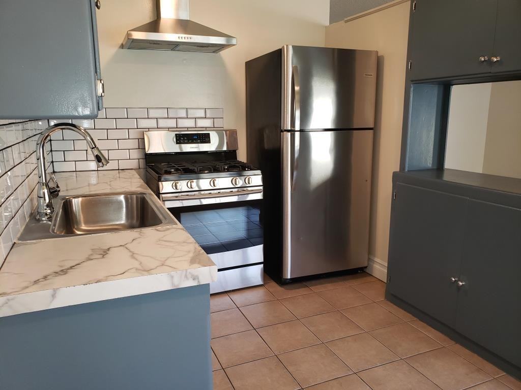 3018 Stocker Street - Photo 4 of 19