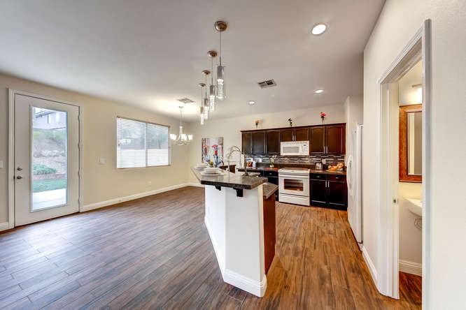 211 Duck Hollow Avenue - Photo 3 of 28