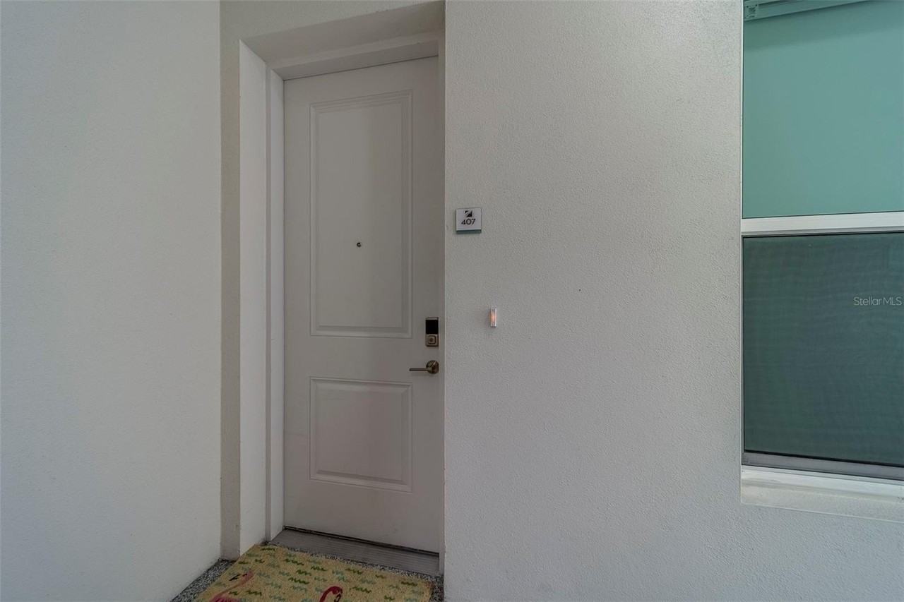 400 150th Ave #407 - Photo 4 of 50