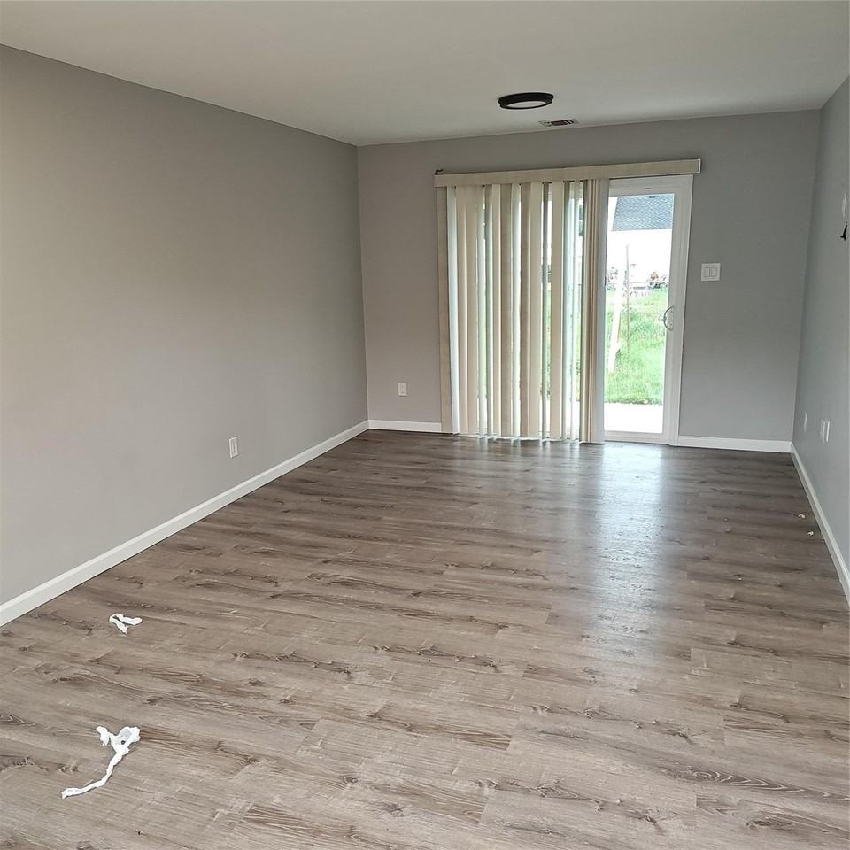 520 Bourdois Ave - Photo 2 of 10