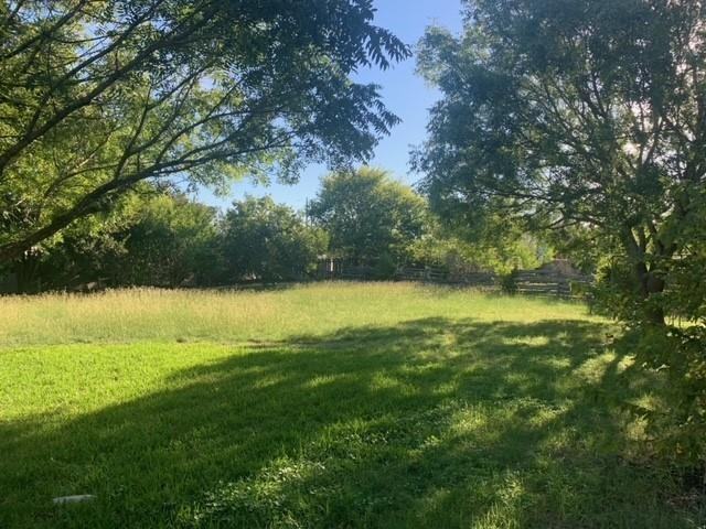 3215 Elizabeth Anne Ln - Photo 3 of 8