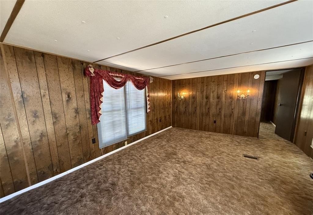 1025 E Owings St - Photo 4 of 10