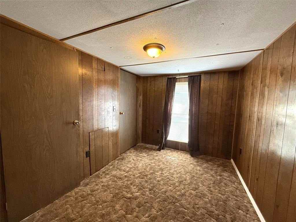 1025 E Owings St - Photo 7 of 10