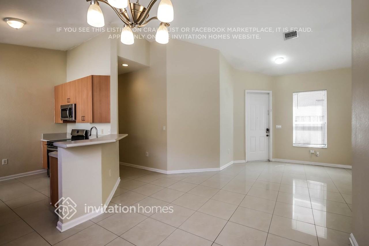 2150 Ne 37th Rd - Photo 6 of 17