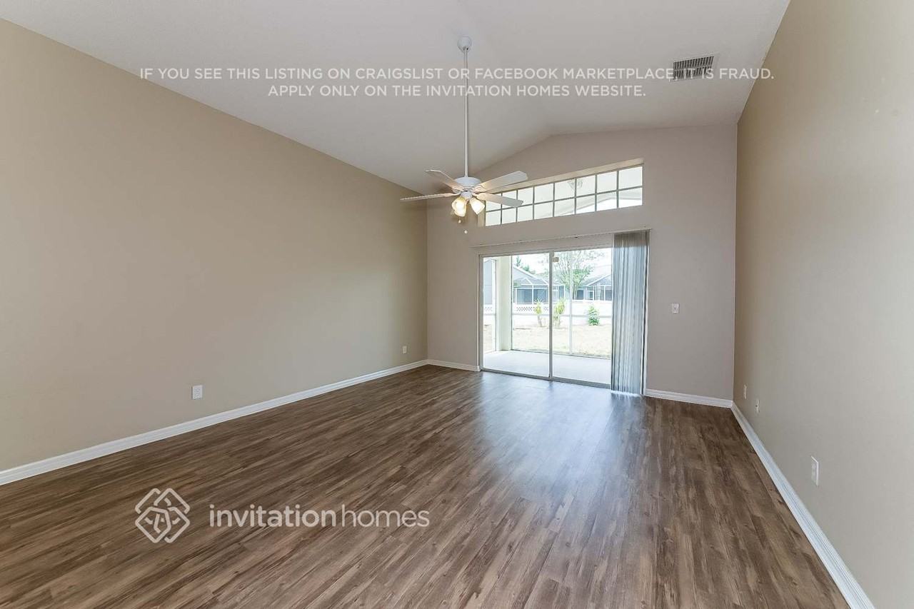 4821 Sabal Harbour Dr - Photo 3 of 17