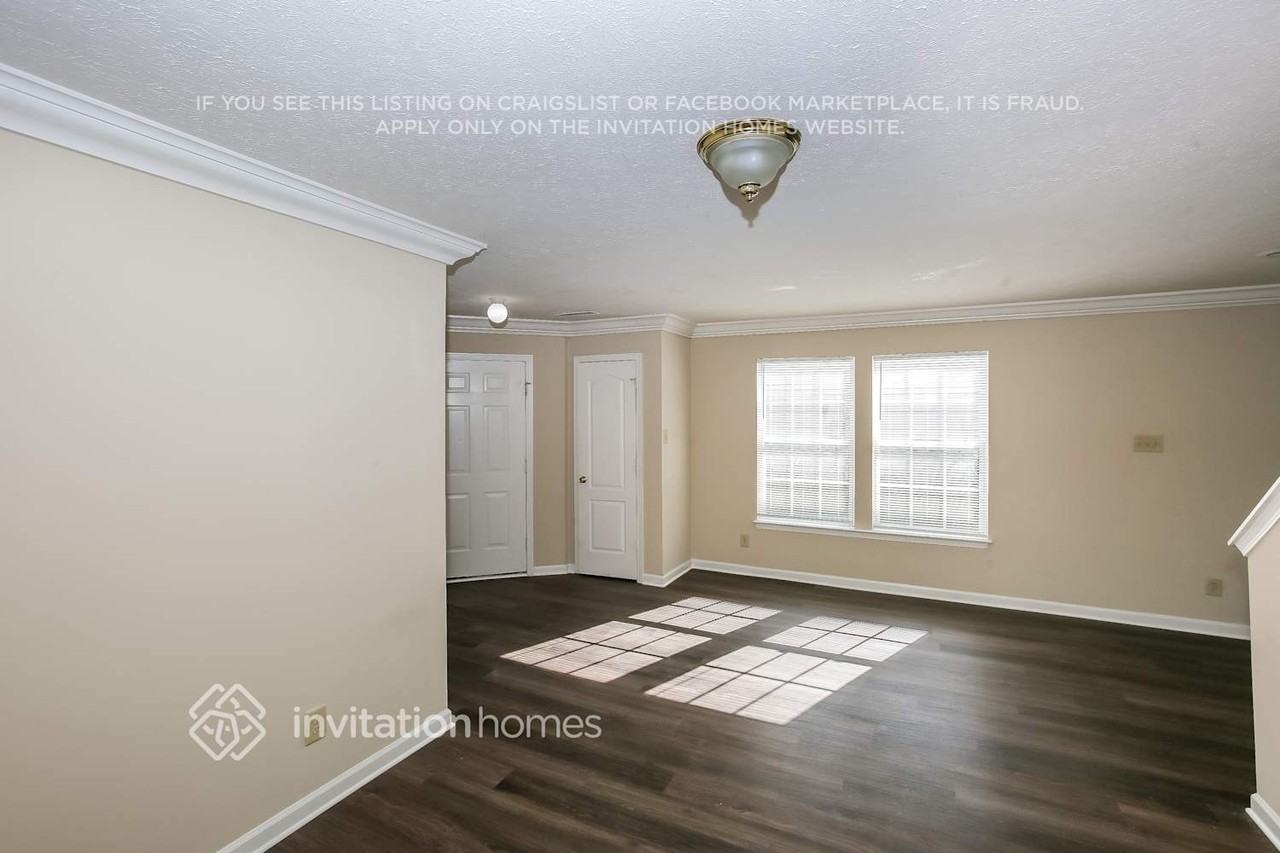 1915 Almond Hills Dr - Photo 5 of 16