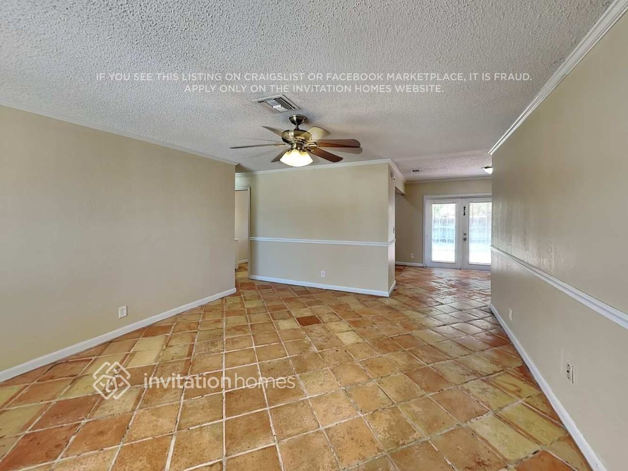 3635 N Mountain Dr - Photo 4 of 17
