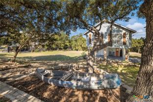 693 Riviera Dr - Photo 1 of 1