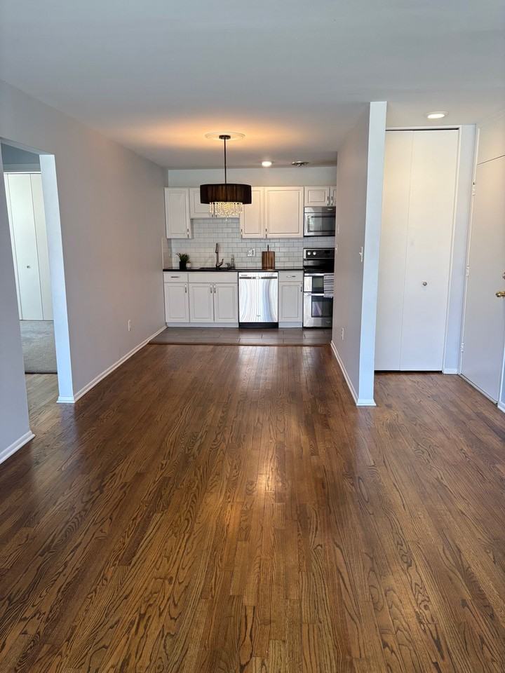 150 Bird Ave - Photo 3 of 16