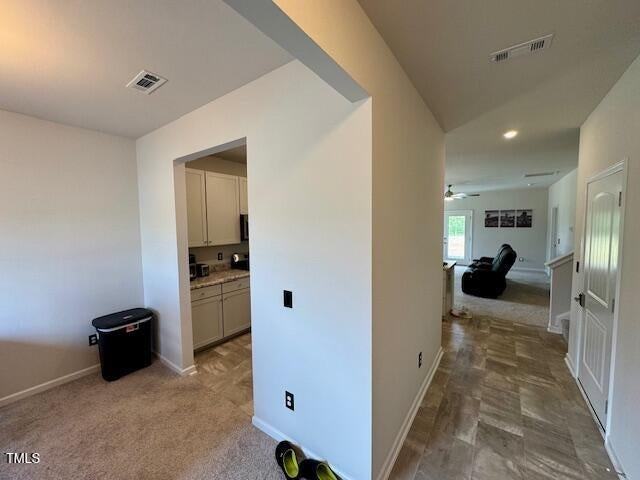 140 Continental Ln - Photo 3 of 28