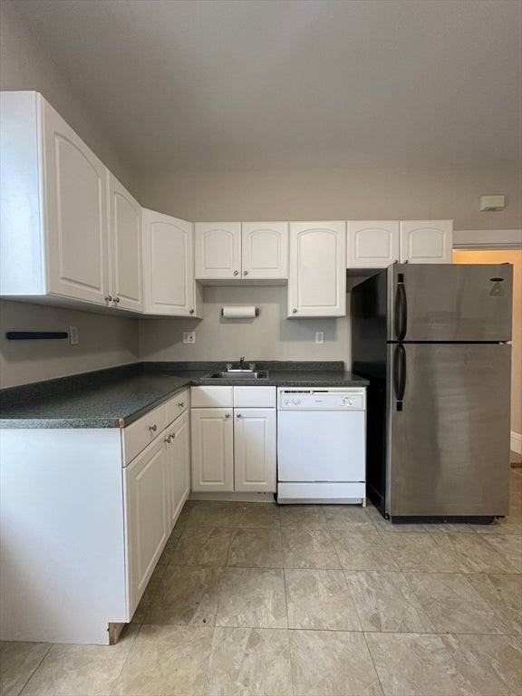 100 Lonsdale St - Photo 6 of 18