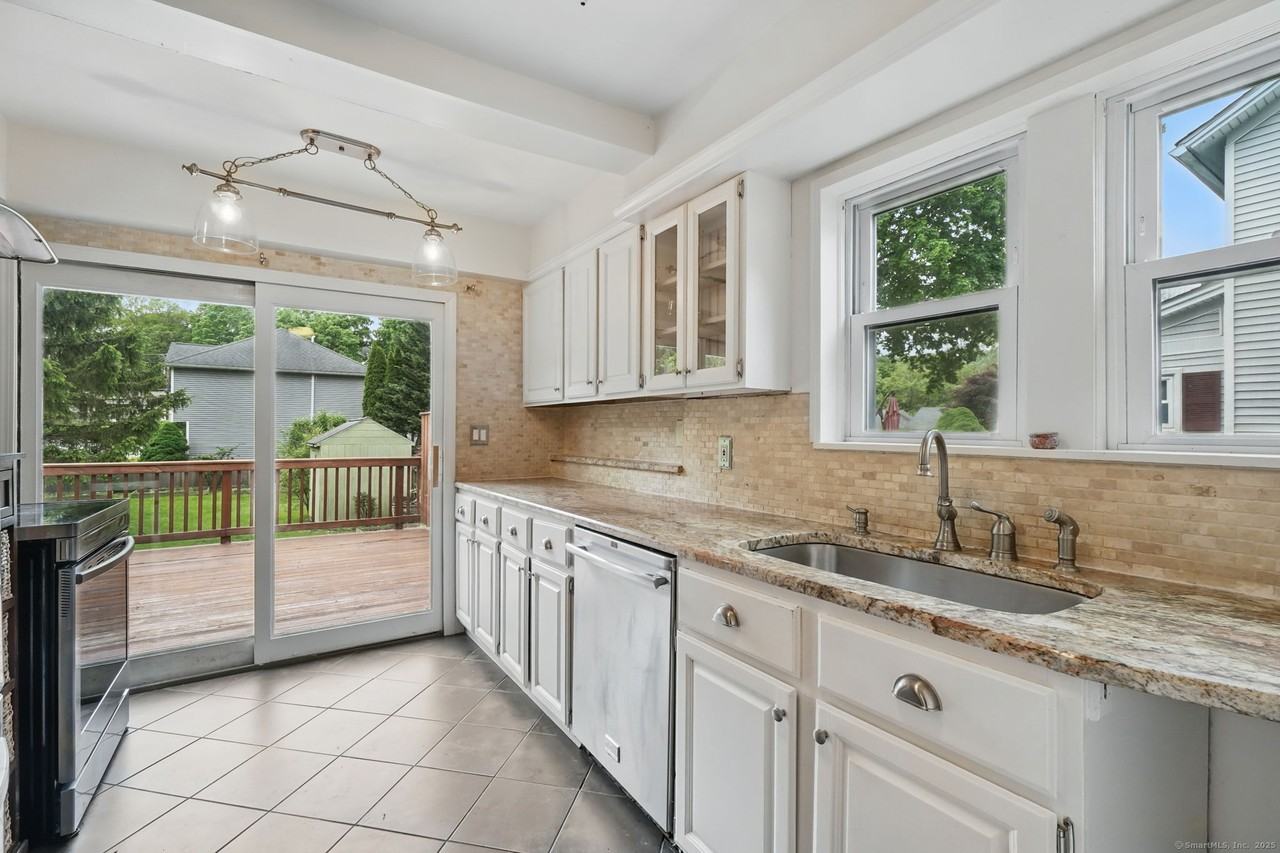 46 Wooster St - Photo 3 of 37