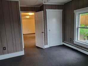 44 Orange Ave - Photo 3 of 9