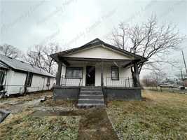 featured image of 44 Bluecrest Ave