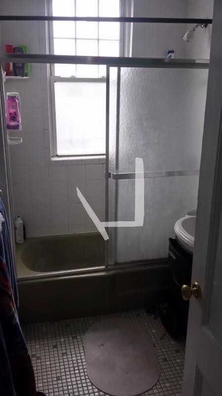 22 Everett Sq #1 - Photo 2 of 6