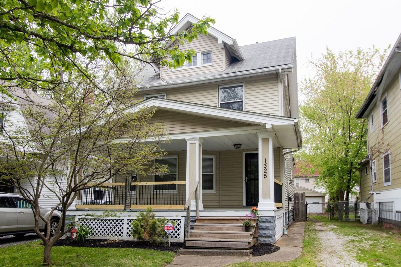 1325 W 91st St - Photo 2 of 12