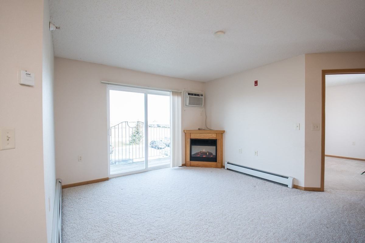 Prairie View Apartments LLC - Photo 3 of 26