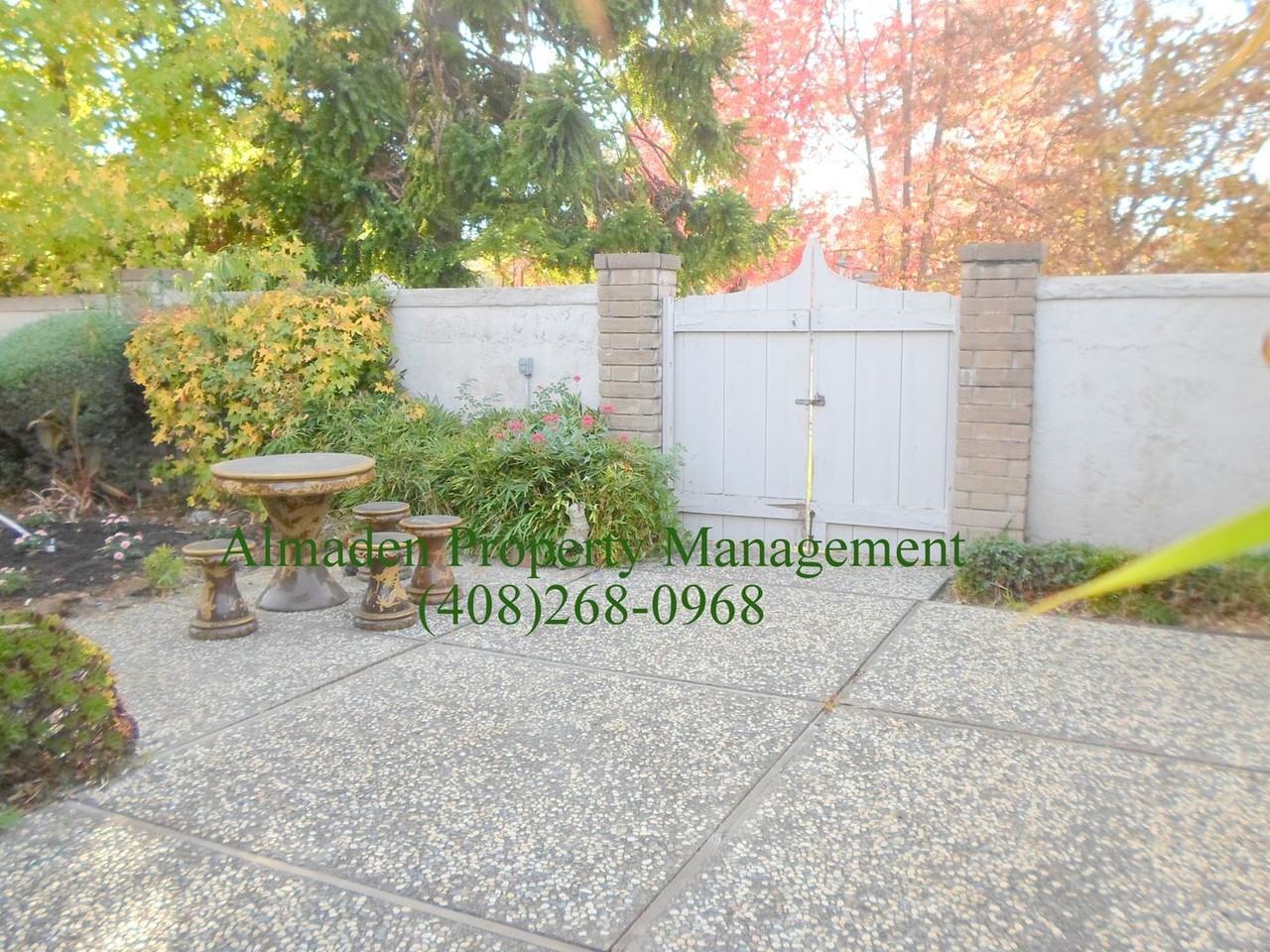 6464 Cranbrook Ct - Photo 2 of 21