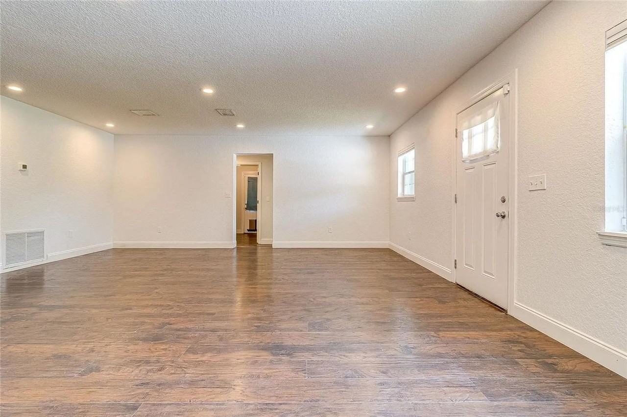 108 Forest Ave - Photo 3 of 16