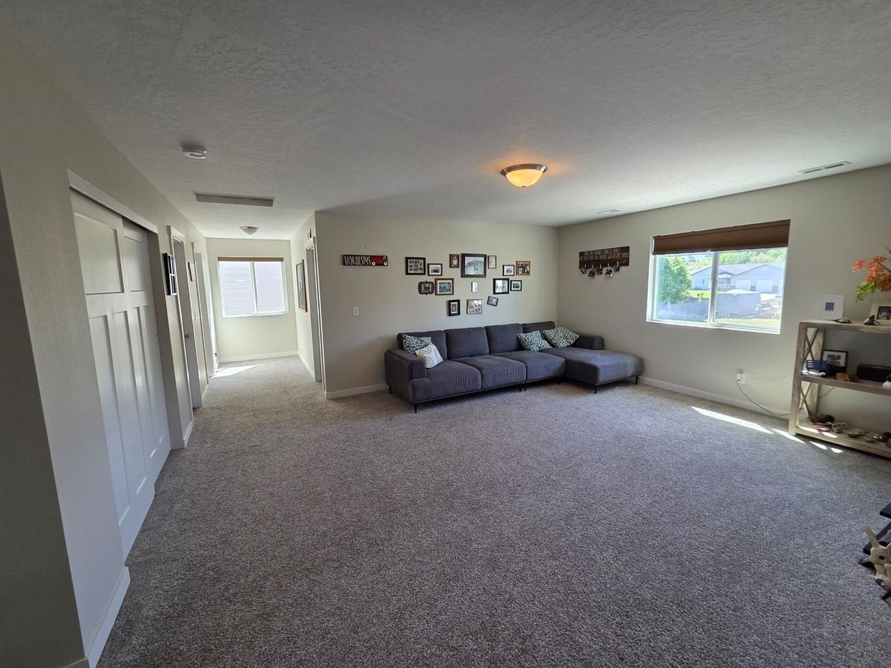 18325 E 2nd Ave - Photo 5 of 21