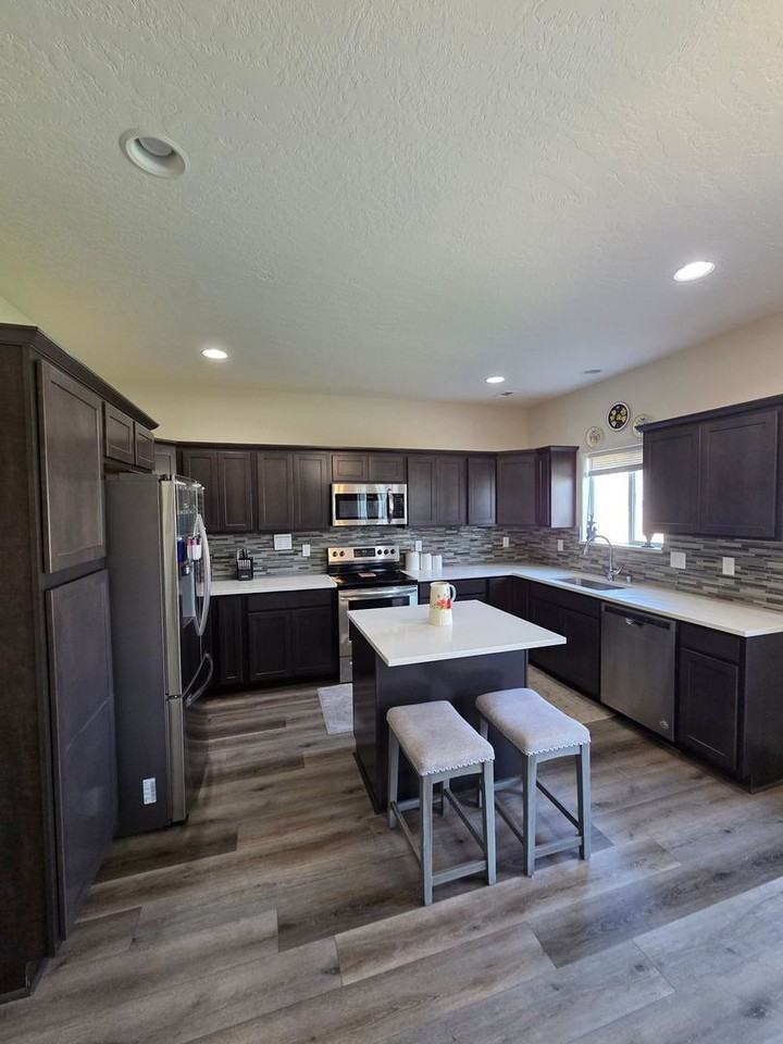 18325 E 2nd Ave - Photo 7 of 21