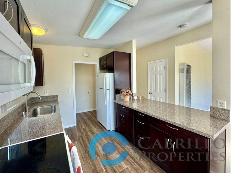 3709 Cedar St - Photo 2 of 28