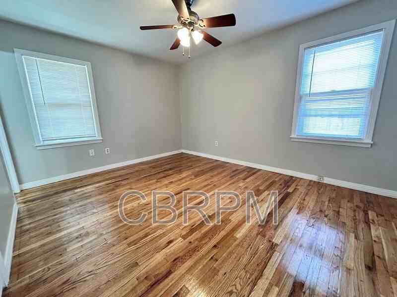 3818 32nd Street - Photo 6 of 11