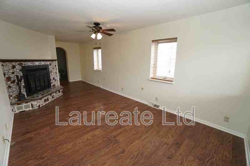 1240 Jefferson Ave - Photo 5 of 28