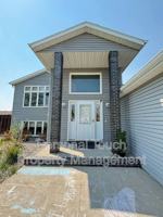 featured image of 3677 Polk St S