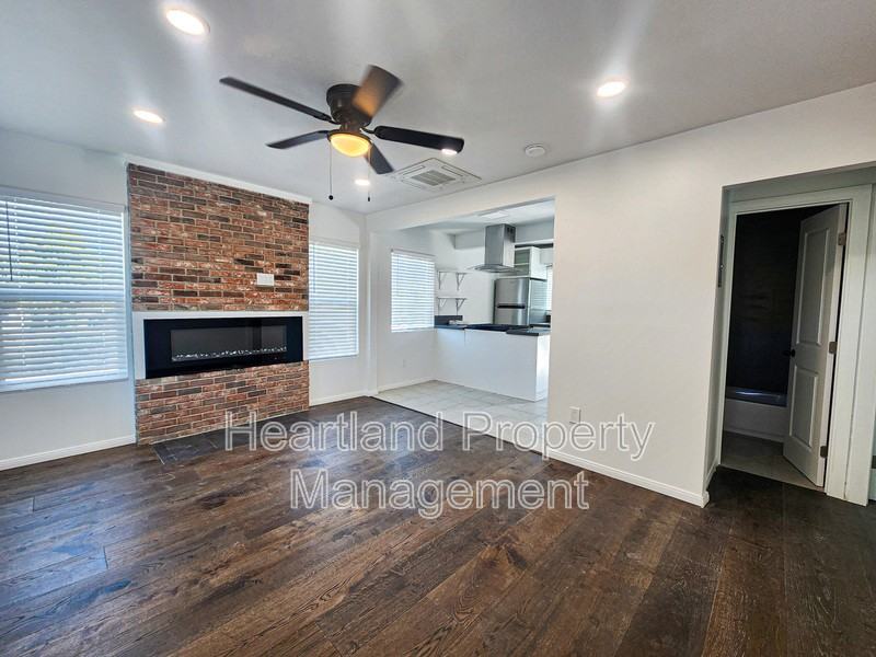 4487 Landis St - Photo 7 of 13