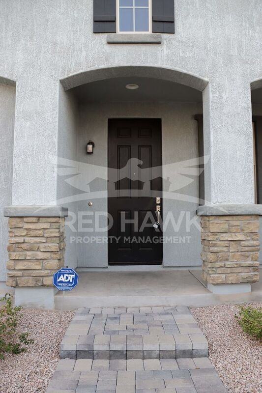 250 N Sandal - Photo 3 of 35