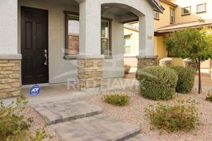 featured image of 250 N Sandal