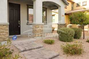250 N Sandal - Photo 1 of 1