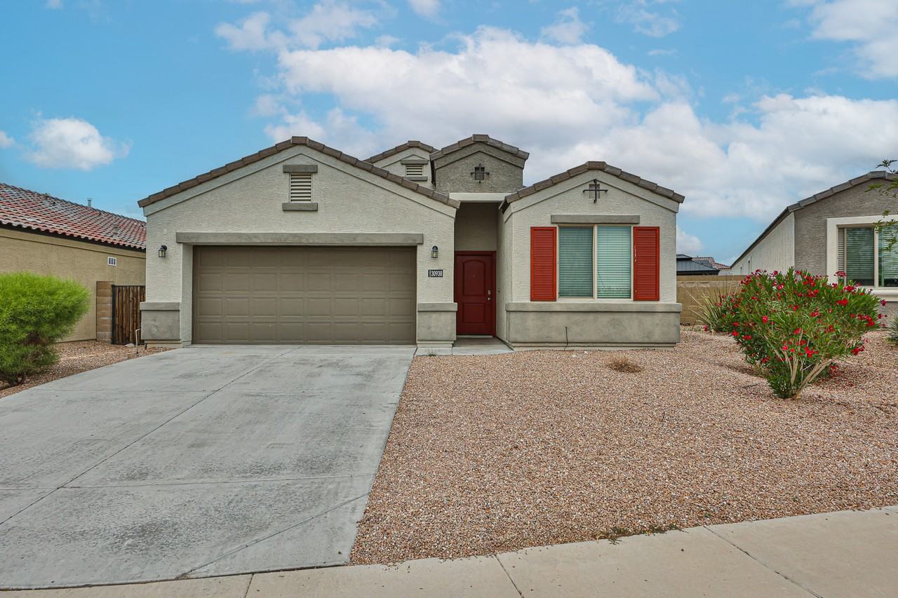 30938 W Mitchell Dr - Photo 2 of 34