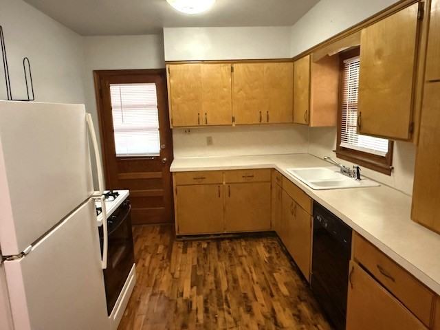 5618 Perry Ave - Photo 6 of 12