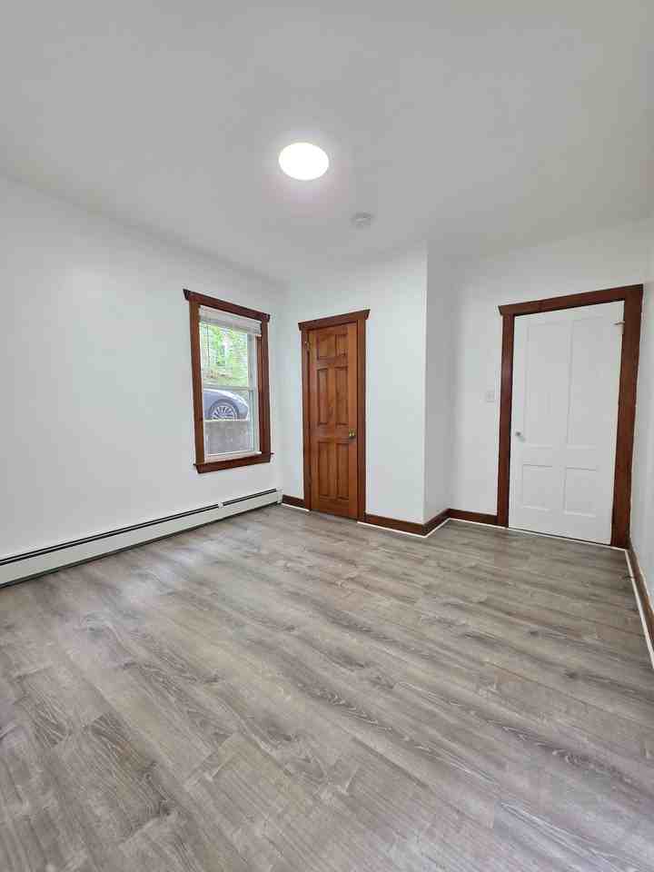 87 Manville Rd - Photo 5 of 25