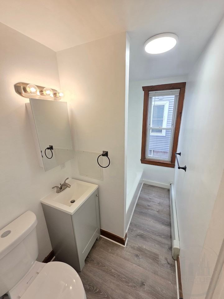 87 Manville Rd - Photo 6 of 25