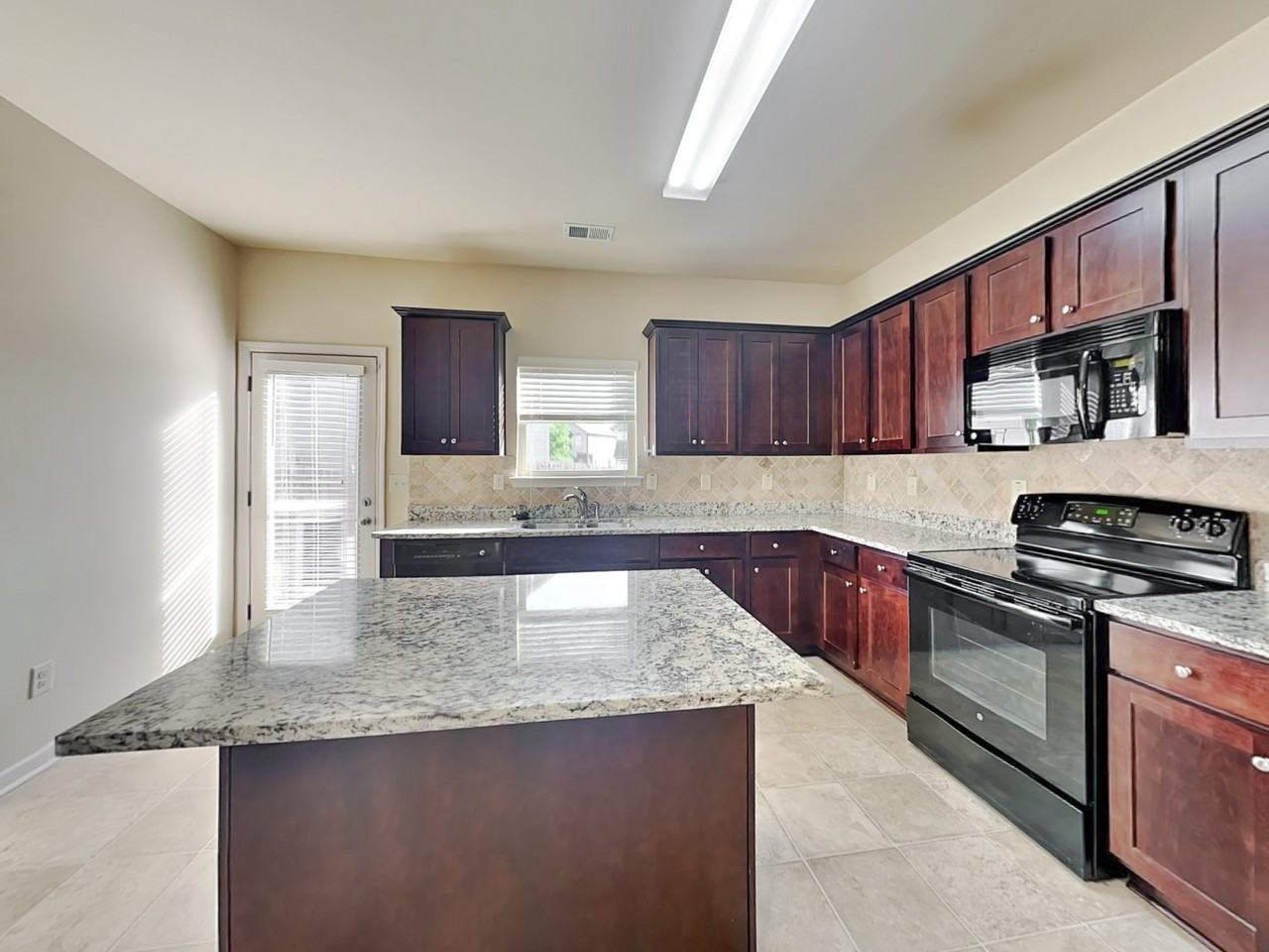 1324 Little Hampton Dr - Photo 6 of 22