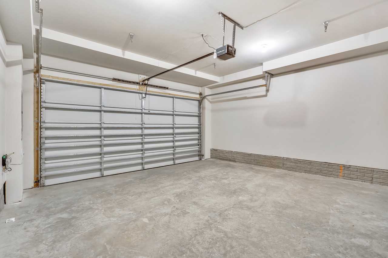 103 Pleasant St Nw - Photo 5 of 40