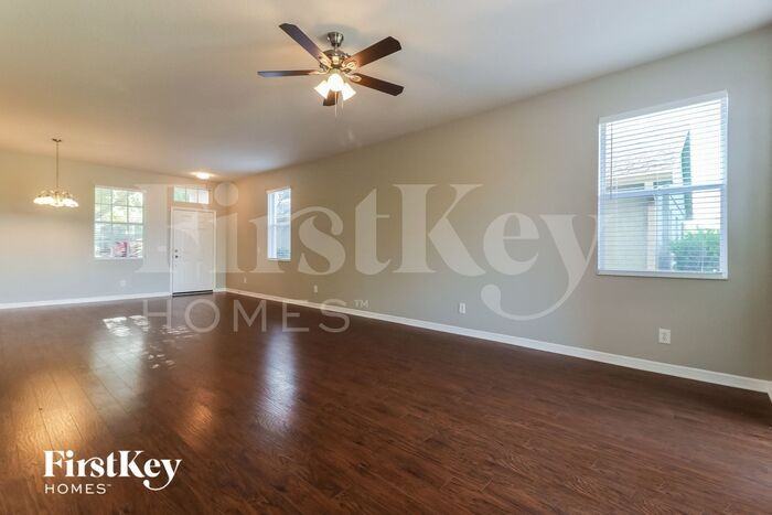 7948 Foxgrove Dr - Photo 2 of 6