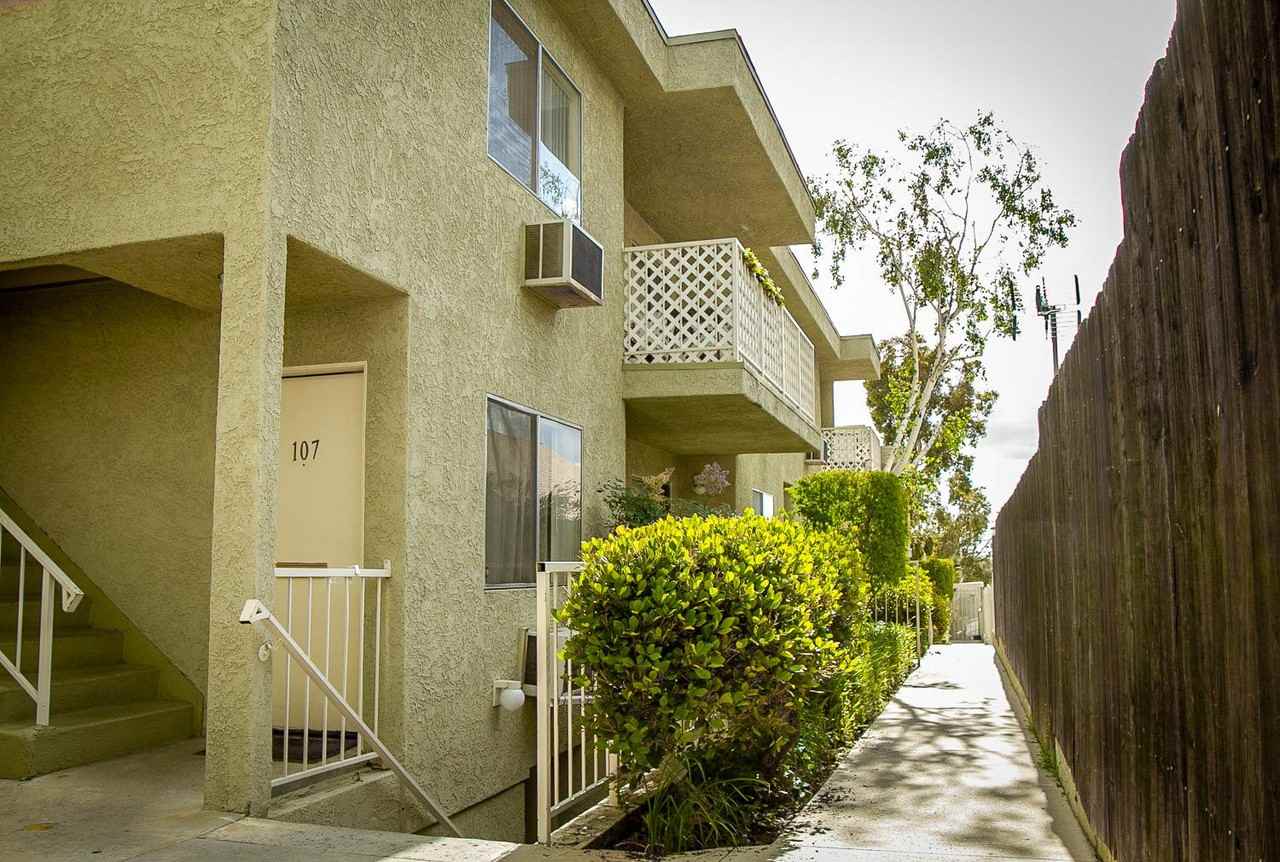 MT - 10140 Mountair Avenue - Photo 3 of 14