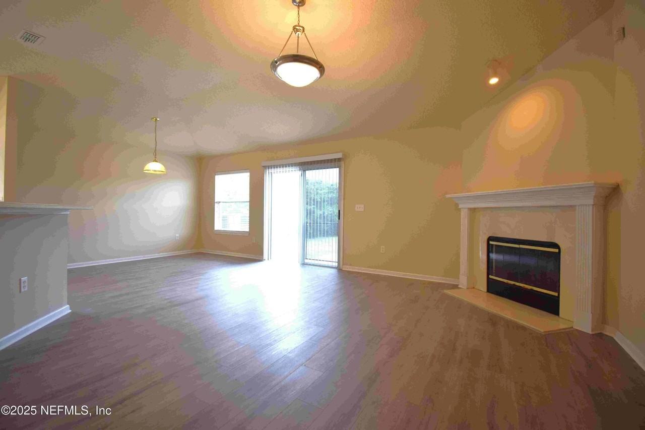 9338 Prosperity Lake Drive - Photo 3 of 22