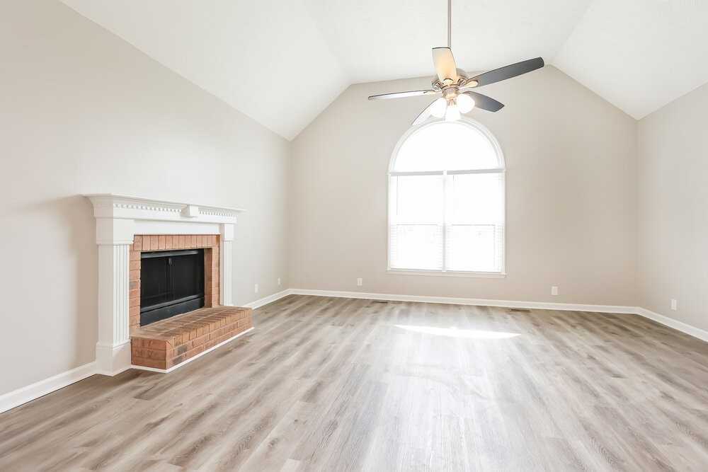 2237 Red Mile Rd - Photo 5 of 17
